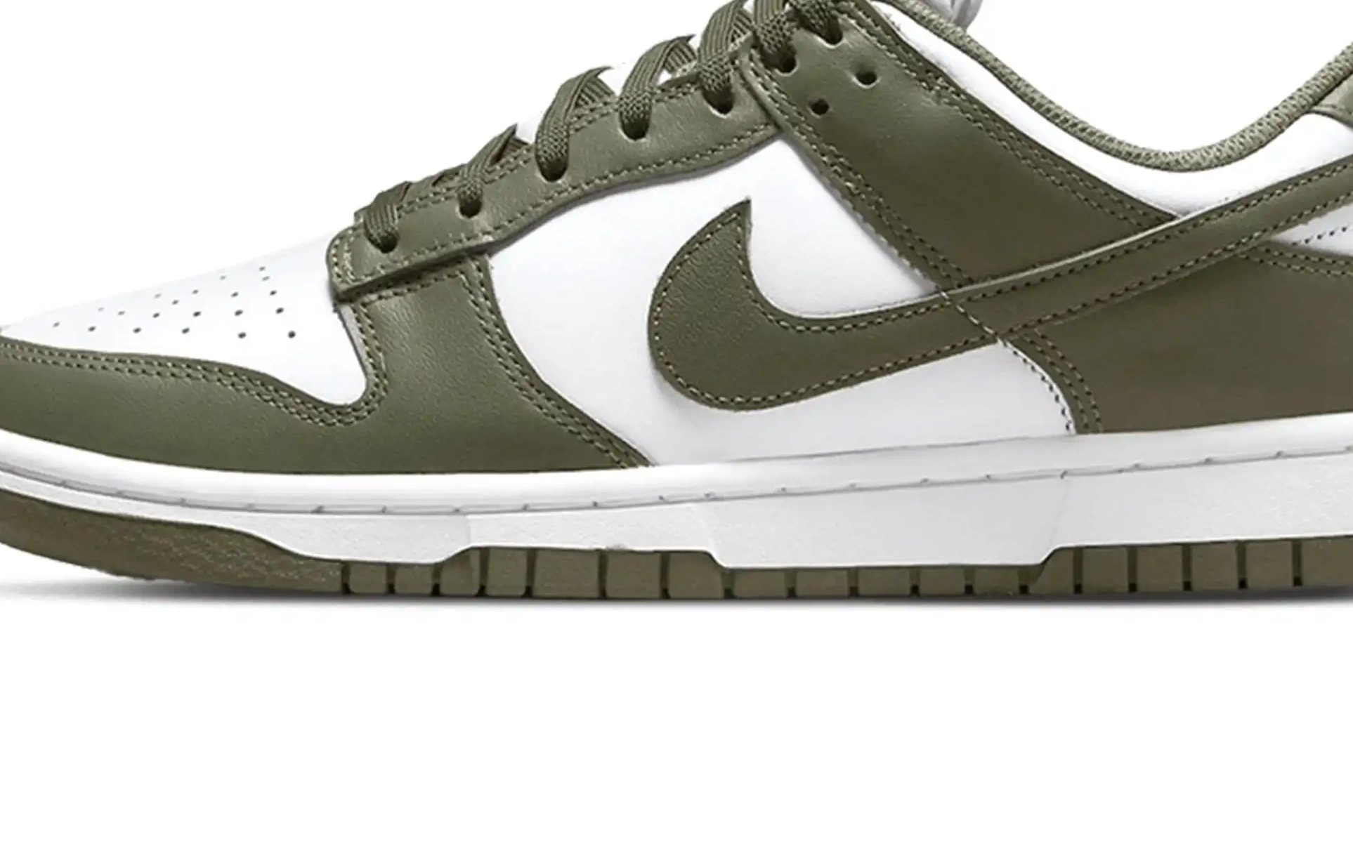 'Medium Dunk Low Olive' Nike W 0604